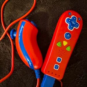 Wii Remote Motion Plus & Nunchuk game controller - video game accessories WiiU